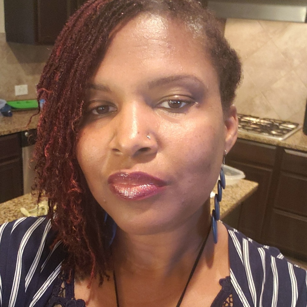 Meet your Posher, Marcia